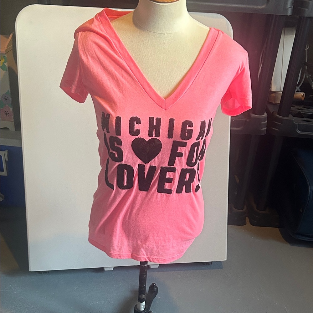 PINK Victoria's Secret Bright Pink Michigan V-Neck Tee